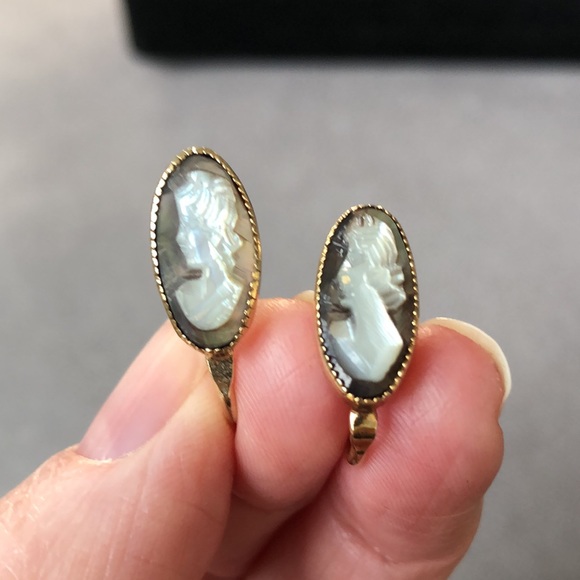 Gold Filled Vintage Victorian Antique Cameo - Picture 5 of 12